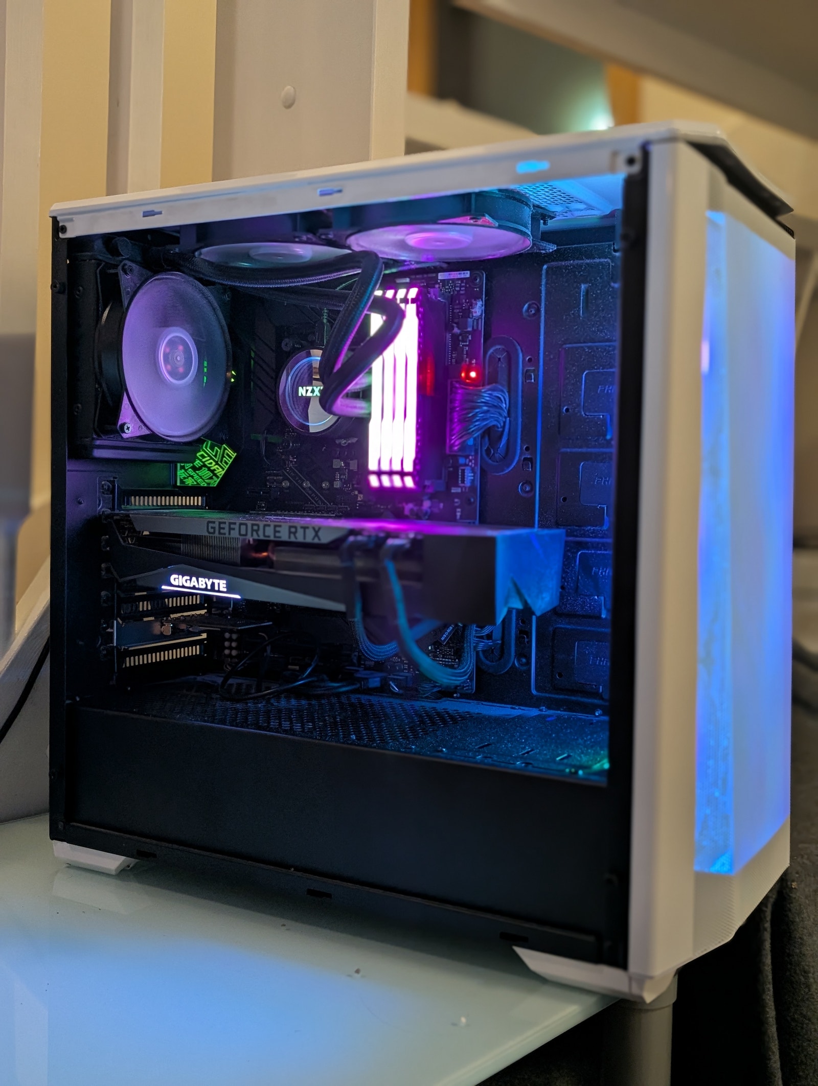 3070 ti | i7 9700k | Perfekt starter gaming PC